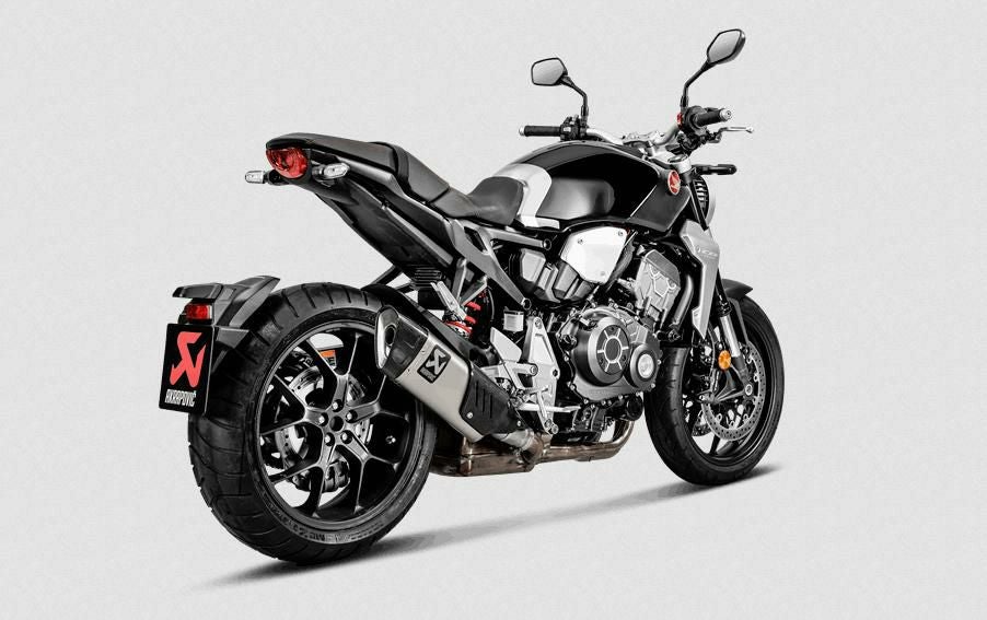 Akrapovic (アクラポヴィッチ) スリップオンマフラー・ECE規格・チタン