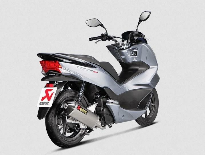 Akrapovic (アクラポヴィッチ) スリップオンマフラー・チタン・PCX125