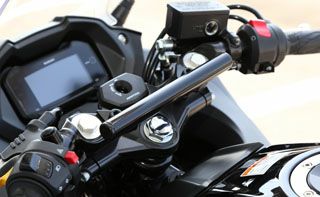 バイク　スズキ　GSR250 丸目カスタム　純正パーツ付き　スマホホルダー付き　USB シガーソケット電源ポート　 投稿詳細｜MOTOCLE