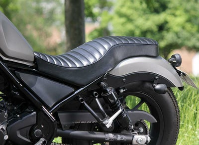 Corbin ガンファイターシート レブル250 500 2017- | バイクカスタム 
