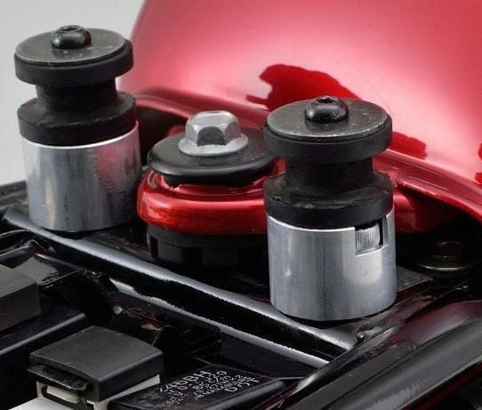 デイトナ ノスタルジックシート 取付けセット SR400/500 キャブ用-01