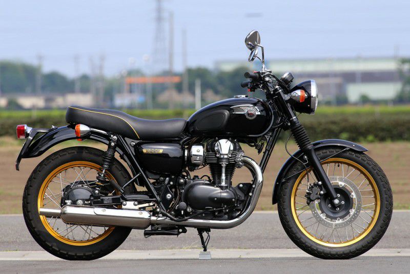 カワサキW800ファイナルエディションワイバンマフラー！車検R4.7までたっぷり W800（'11～'16） ワイバンクラシック フルエキゾースト マフラー