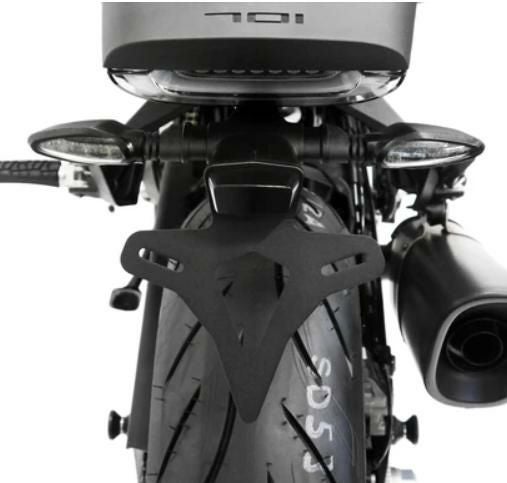 EVOTECH PERFORMANCE リアフェンダーキット ハスクバーナ ヴィットピレン/スヴァルトピレン 701-02