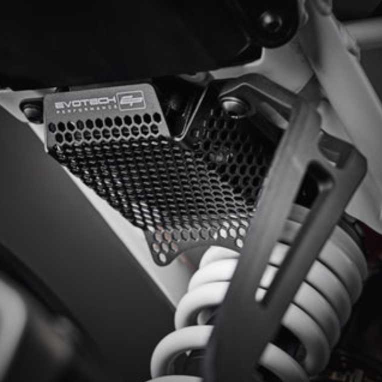 KTM 390 DUKE 2017- マフラーブラケット&レギュレーターガード  エヴォテックパフォーマンス_1