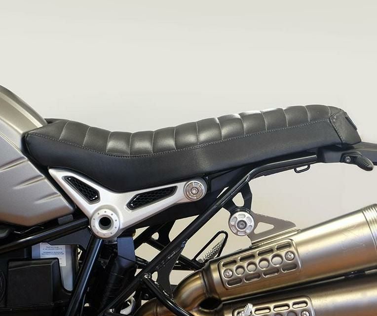 UNIT GARAGE (ユニットガレージ) レザー BIPOSTO シート ゲル入り BMW UNIT GARAGE (ユニットガレージ) レザー BIPOSTO シート ゲル入り BMW