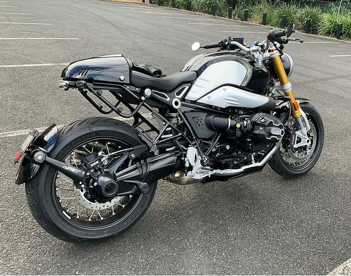BMW RnineT 14- シングルシートカバー/ハンプカバー シルバー 