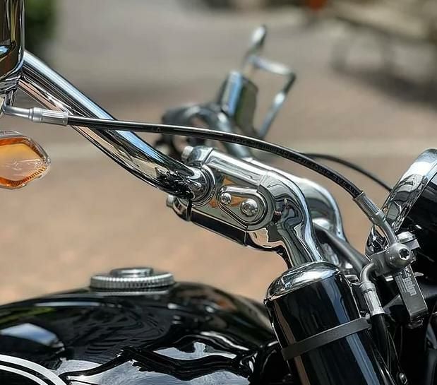 BMW R18/R18 Classic ハンドルライザー ポリッシュ DK design | バイク