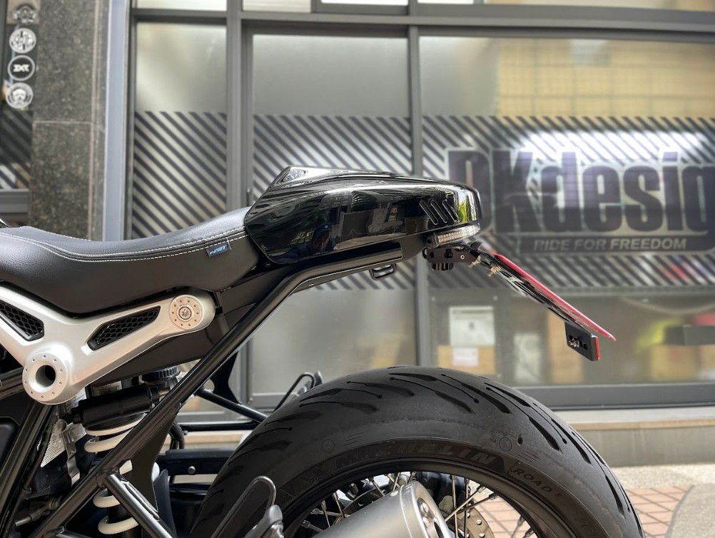 BMW RnineT 14- シングルシートカバー/ハンプカバー エアロデザイン