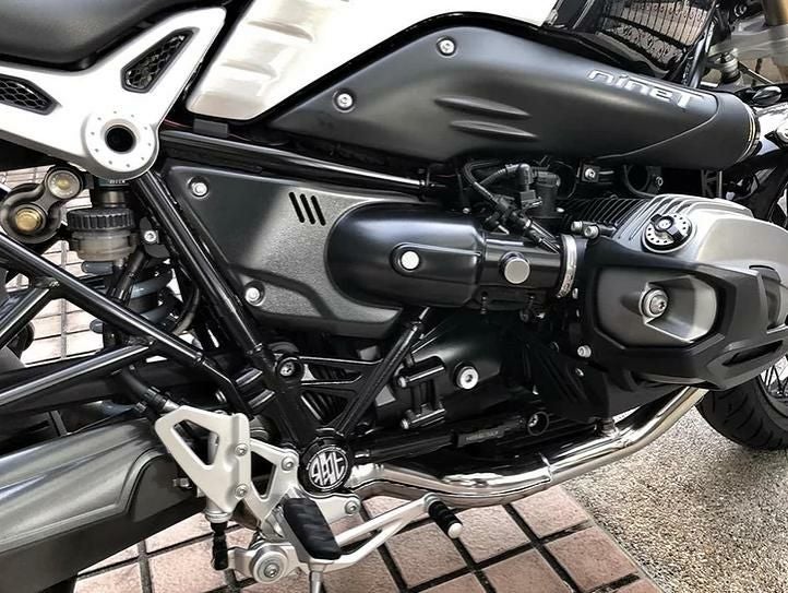 BMW R-nineT 14-20 エアボックス サイドカバー DKdesign EXRIDER-02