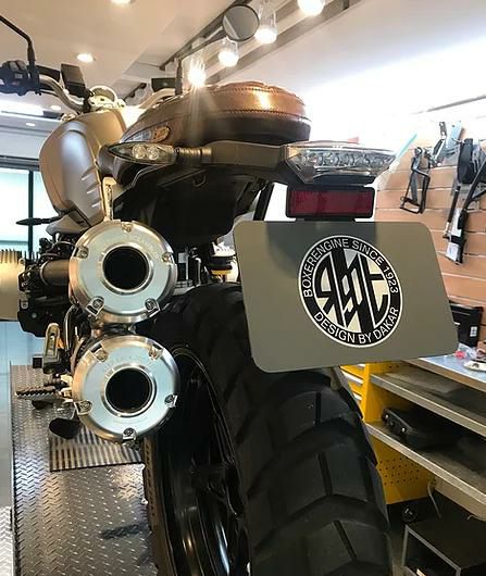 BMW RnineT スクランブラー 17- マフラー エンドキャップ シルバー