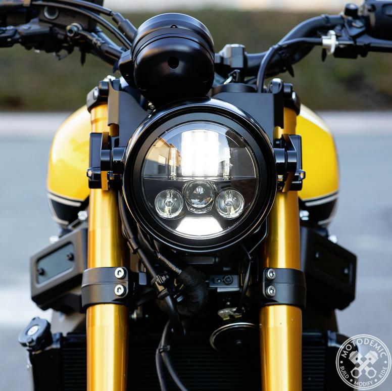 ヤマハ　Bolt ヘッドライト XJR1300 BOLT XVS XV1700 XV1900等 YAMAHA 6インチヘッドライト装着車
