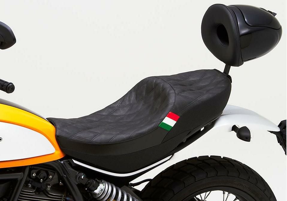 コルビン Ducati スクランブラー 800 シート ガンファイターレディ