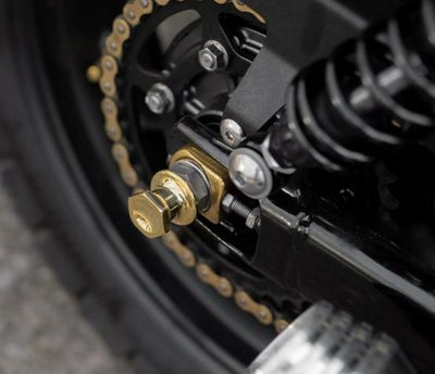 リアスタンドボルト 2016- トライアンフ ボンネビルシリーズ 水冷 ブラス MOTONE_1