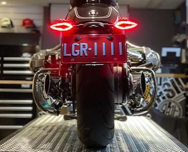 BMW R18 スリップオン マフラー 2020- 4.5インチ クローム フリーダム
