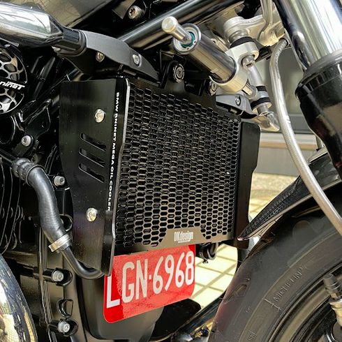 BMW RnineT MEGA オイルクーラー ブラック&ブラック DKdesign | バイク