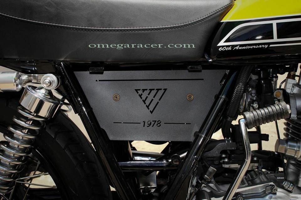 SR400/500 キャブ サイドカバー バッグ オメガレーサーブラック ヤマハ