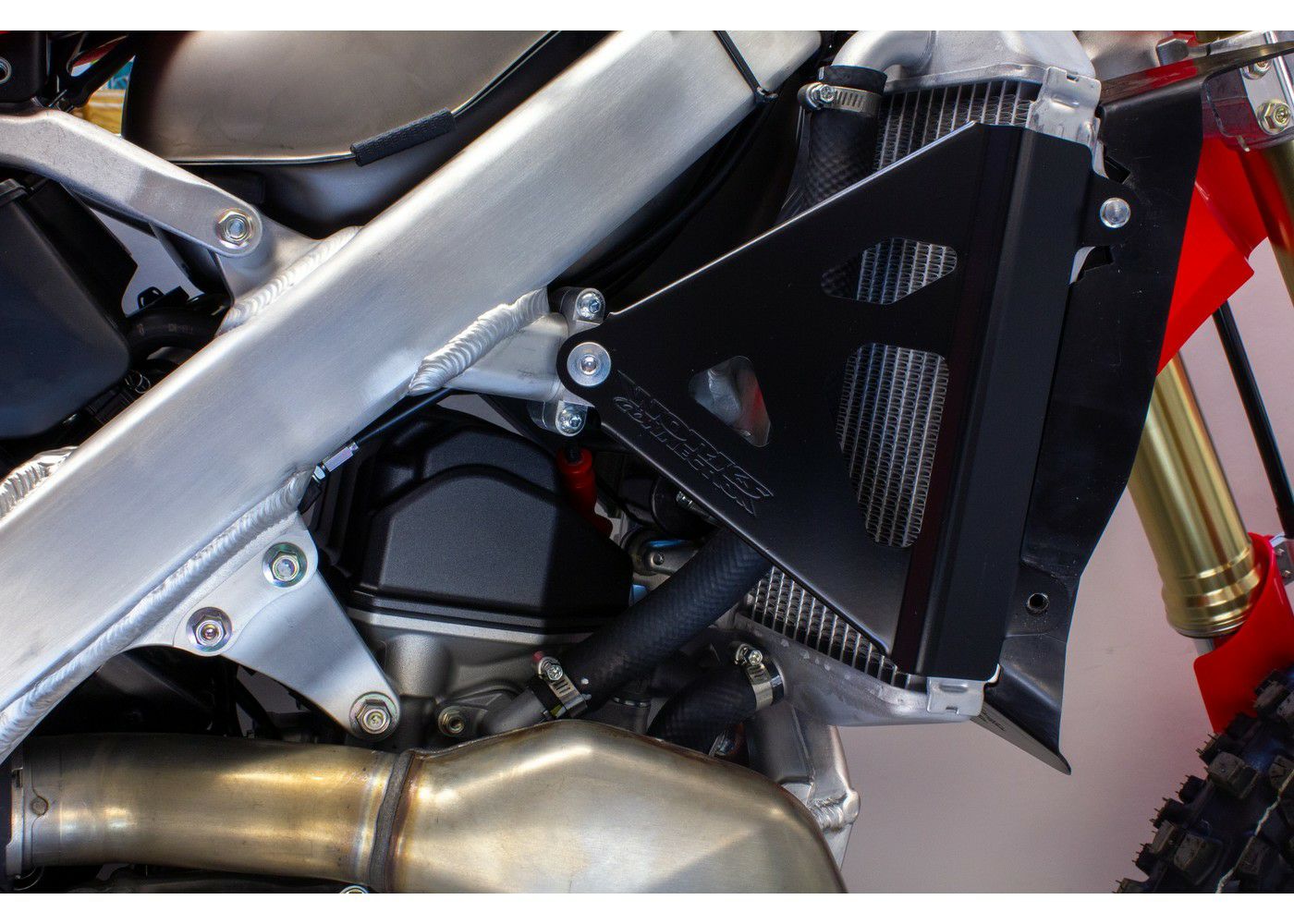 CRF250R CRF450R ラジエーター ブレース ブラック ワークス