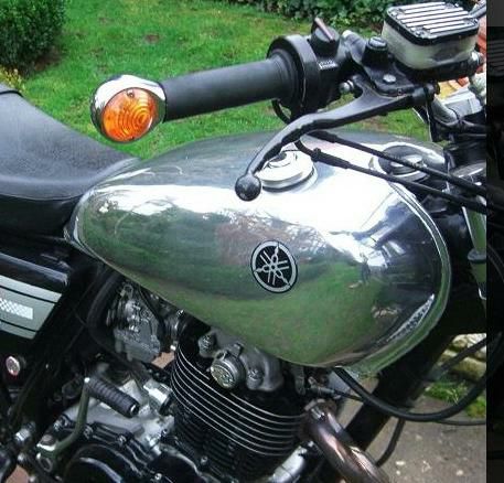 SR400/500 アルミ フューエルタンク ポリッシュ The Original オメガ