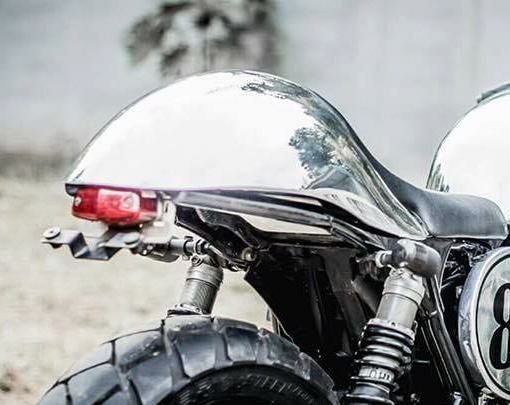ボンネビル T100, Thruxton スラクストン 空冷 コマンドー アルミ