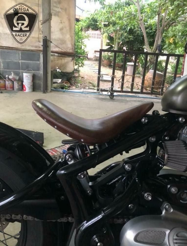 エリート（Elite）本革シート ボバー Omega Racer | バイクカスタム