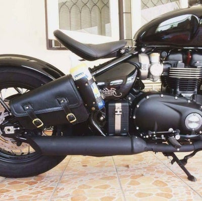 トライアンフ ボバー スピードマスター サドルバッグ 右側 本革 BAD&G 