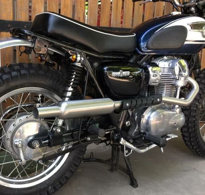 W800 キャブトンスクランブラー 2-1 アップマフラー フルエキ オメガ