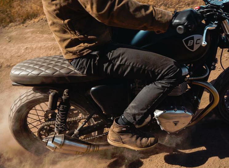 トライアンフ 空冷ボンネビル T100 スクランブラー スラクストン