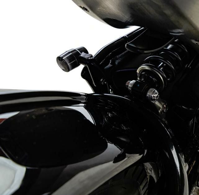 トライアンフ　ボンネビルボバー純正LEDウィンカーセット トライアンフ 水冷ボンネビル ボバー LEDウインカー フロント ステー付