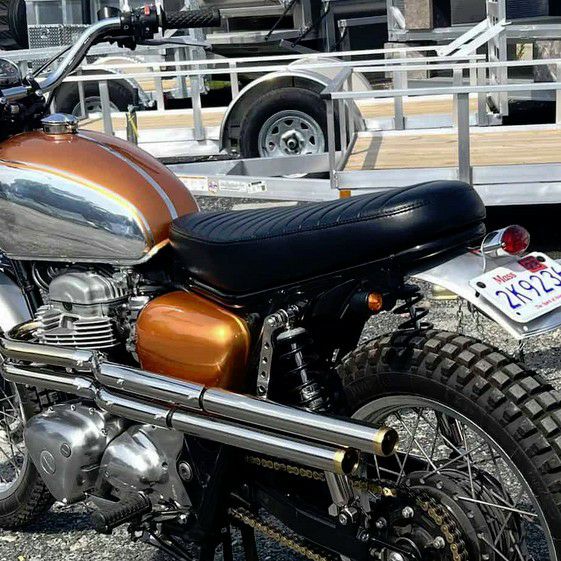 カワサキW650 400 シート |バイクパーツ専門店 モトパーツ