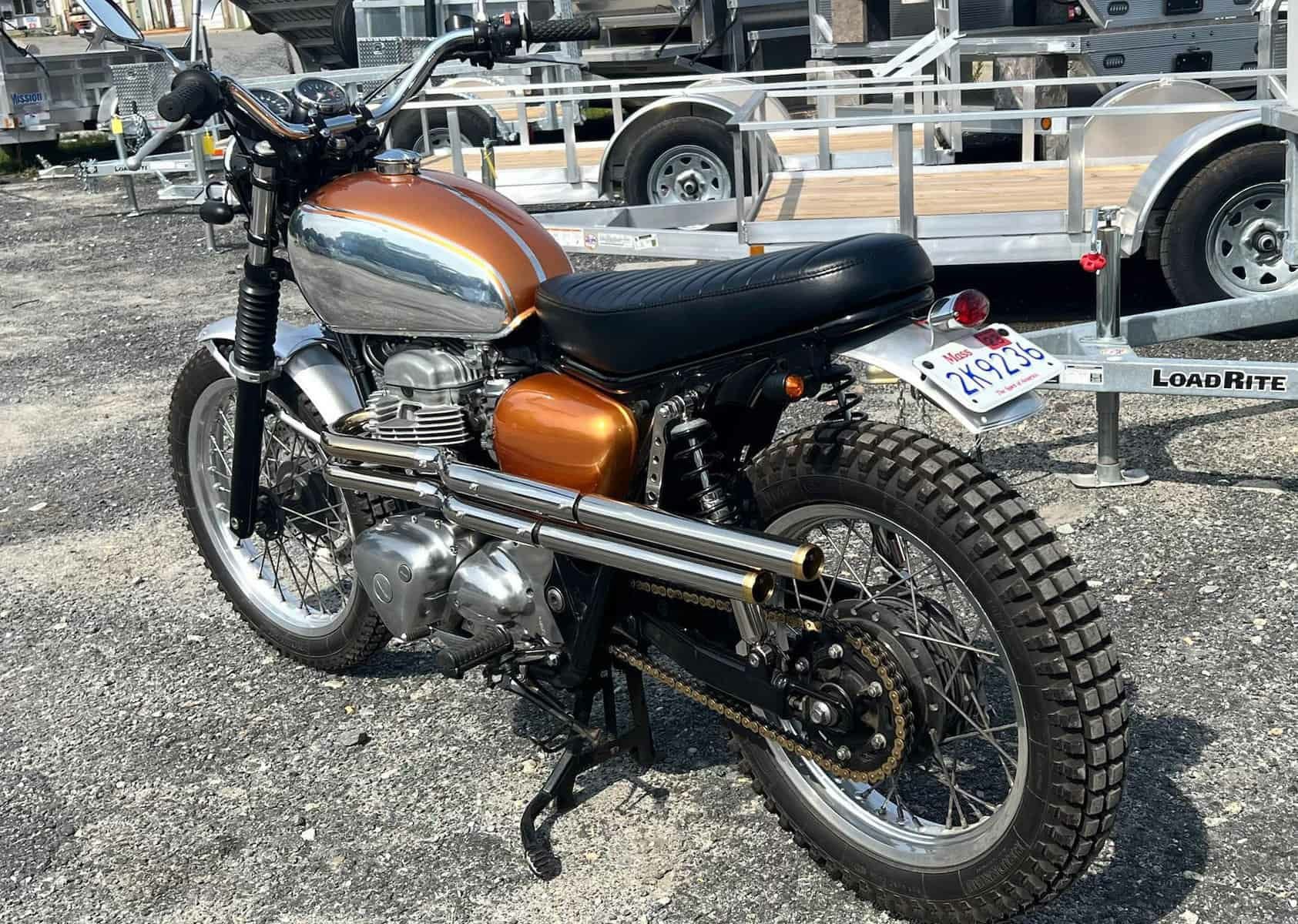 W400, W650, W800 フラットベンチシート ブラウン オメガレーサー