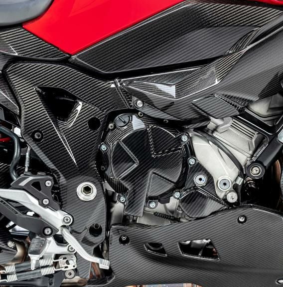 S1000XR 20-22 カーボンサイドフレームカバー 右側 BMW イルムバーガー_1