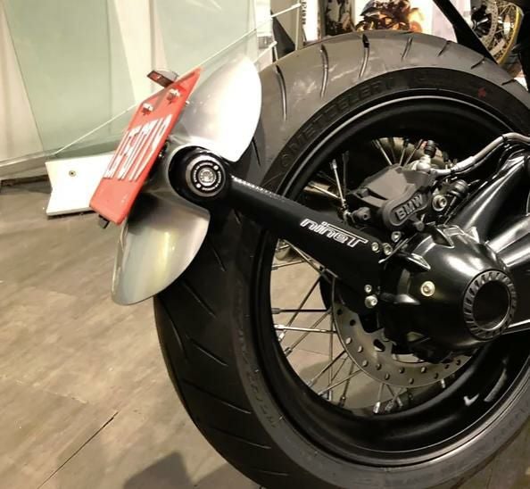 BMW R12NineTリアフェンダー、スイングアームマウントマウント|バイク