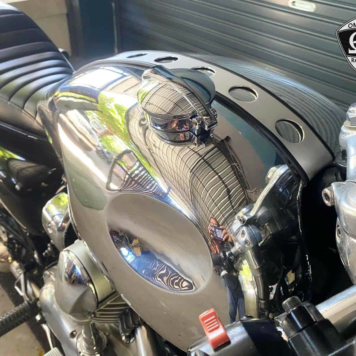 カワサキW800 ボディパーツ タンク|バイクパーツ専門店 モトパーツ