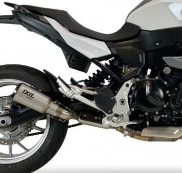 AKRAPOVIC スリップオンマフラー カーボン BMW F900R/ F900XR (2020-2024)