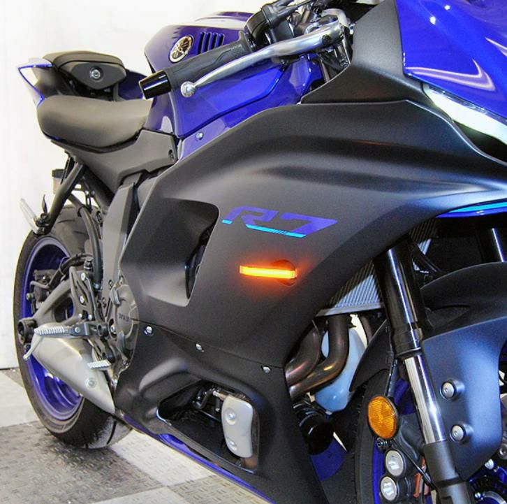 NewRageCycles LEDフロントウィンカー YZF-R6 17- | バイクカスタム