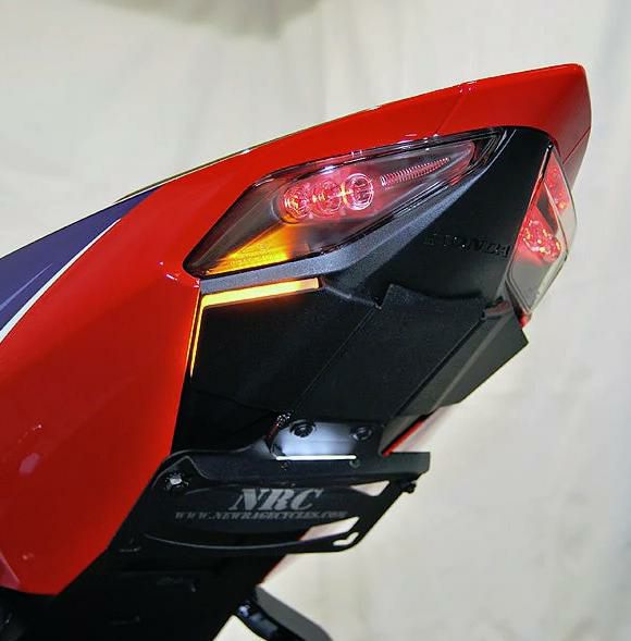 CBR1000RR-R 20-24 SC82 フェンダーレスキット LEDウインカー付き