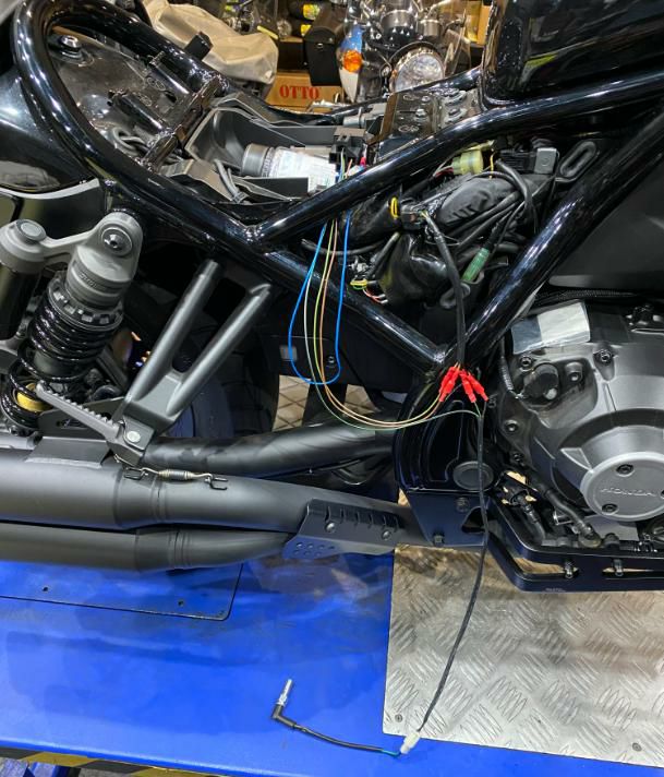 レブル 1100DCT 21- 30㎝ フォワードコントロールキット Highway Hawk