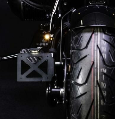 BMW R18 フロントウインカー ブラック FCRオリジナル | バイクカスタム