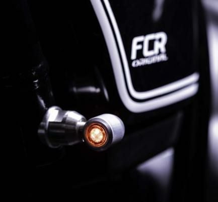 ★値段交渉有り R18 フロントウインカー ブラッシュ FCRオリジナル BMW R18 ウインカー & ストップランプ付き ブラッシュ FCRオリジナル