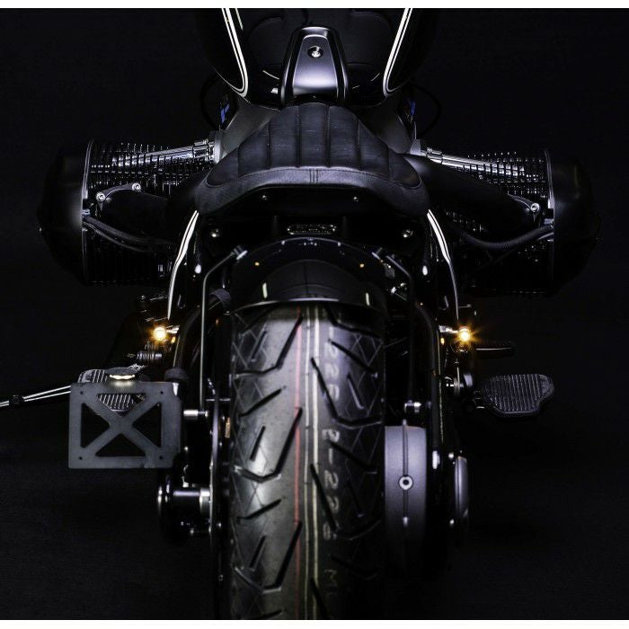 ★値段交渉有り R18 フロントウインカー ブラッシュ FCRオリジナル BMW R18 フロントウインカー ブラック FCRオリジナル | バイクカスタム