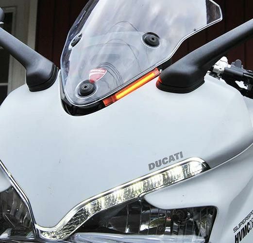 ドゥカティ スーパースポーツ 939 LEDフロントウインカー New Rage
