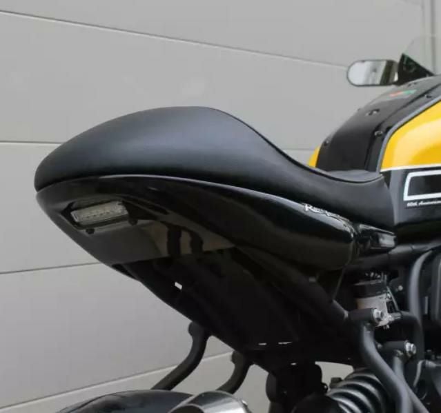 2020年式　XSR700用純正シート Webike | US YAMAHA 北米ヤマハ純正アクセサリー フラットシート