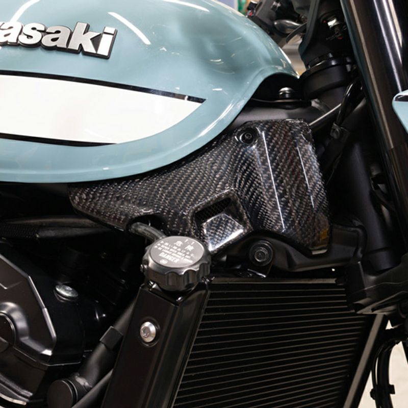 カワサキ Z900RS/CAFE カーボンハイフローステムヘッドカバー アーキ