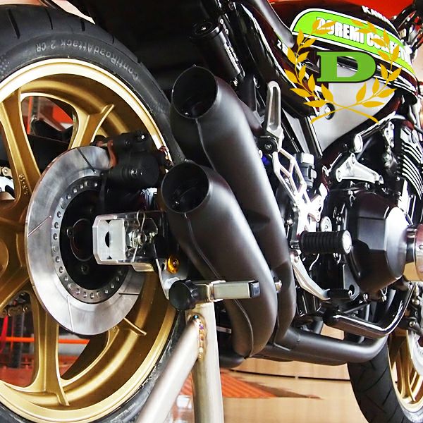 みーとー　z900rs パーツ　4点セット カワサキ Z900RS/CAFE 4本出しマフラー(レース専用) ブラック DOREMI