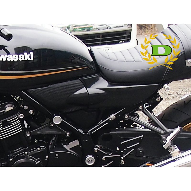 カワサキ Z900RS/CAFE Z1タイプ サイドカバー・フロントセクション(左 