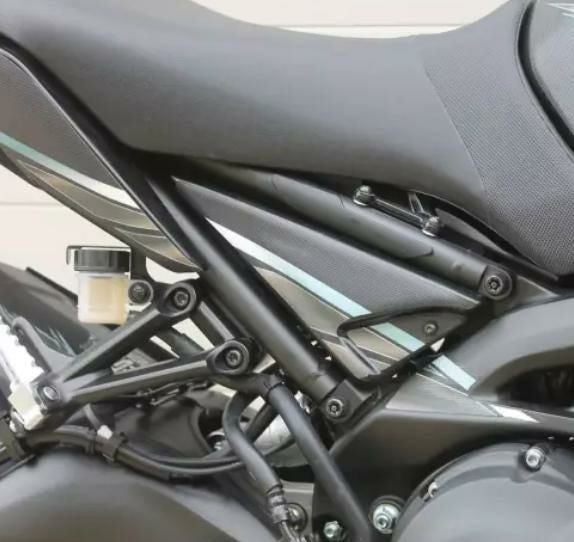 XSR900, MT-09 サイドカバー 未塗装 S2コンセプト ヤマハ | バイク