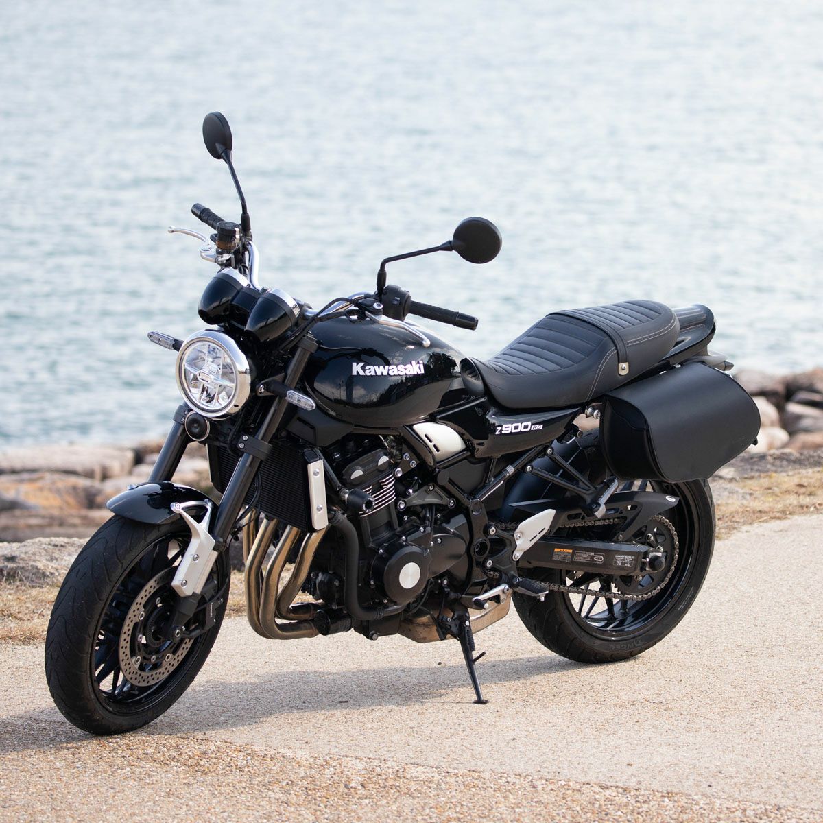 カワサキ Z900RS/CAFE シンセティックレザーサドルバッグ 9L ブラック