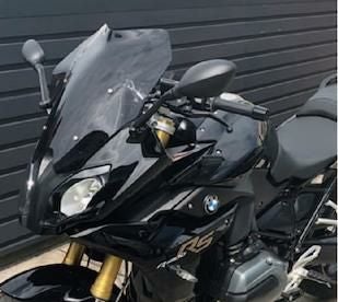 BMW R1200RS/R1250RS ウインドスクリーン 56.5x47 クリア GIVI