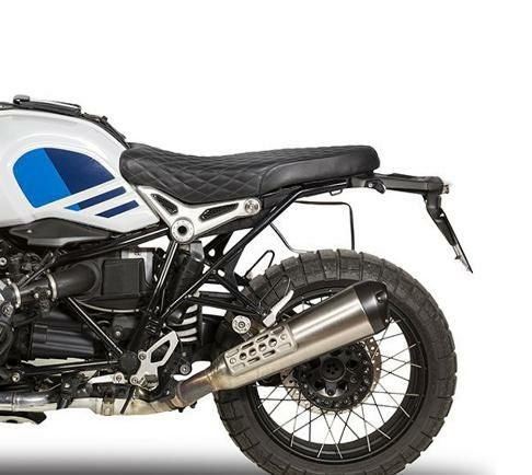 Rninet 純正シート　ブラック　美品 BMW RnineT シリーズ ブラック 2シーター シート in スカイ UNIT