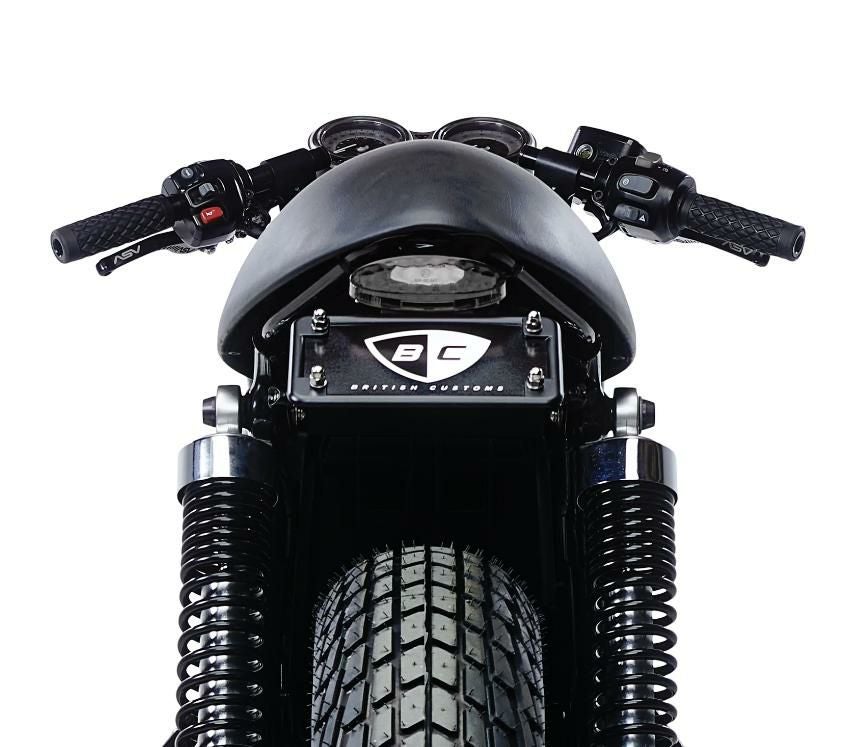 トライアンフ スラクストン1200 フェンダーレスキット New Rage Cycles